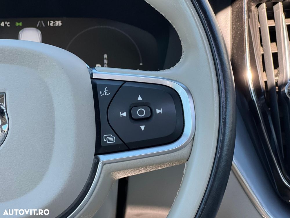 Volvo XC 60 T6 AWD AT PHEV Plus Bright - 10