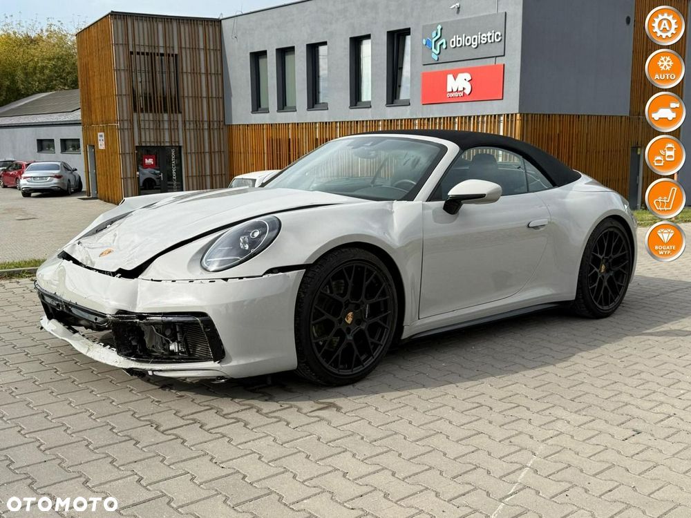 Porsche 911 Carrera 4S - 1
