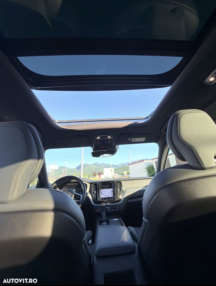 Volvo XC 60 B4 MHEV R-Design - 20