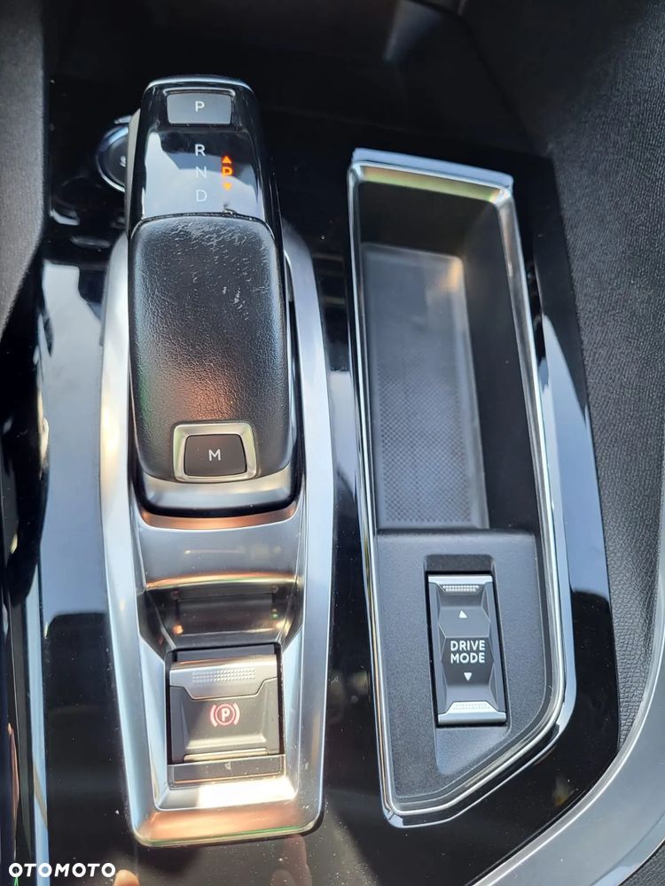 Peugeot 5008 1.5 BlueHDi GT S&S EAT8 - 31