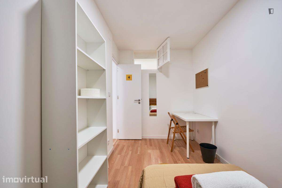 Quarto - localizado em Arroios Lisbon - Grande imagem: 5/34