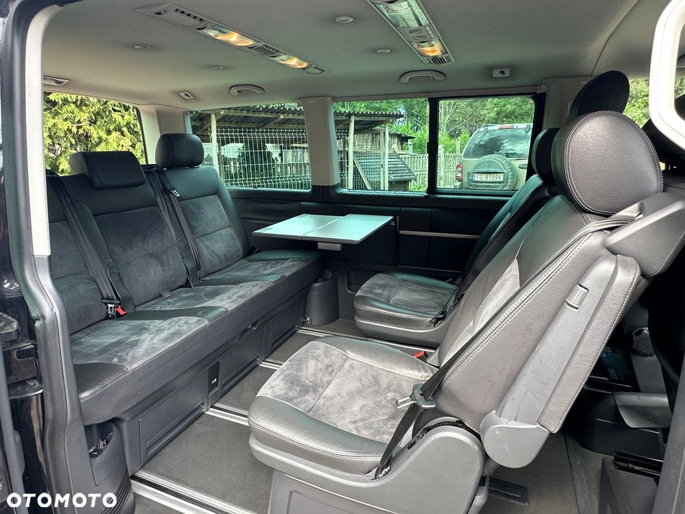 Volkswagen Multivan - 15