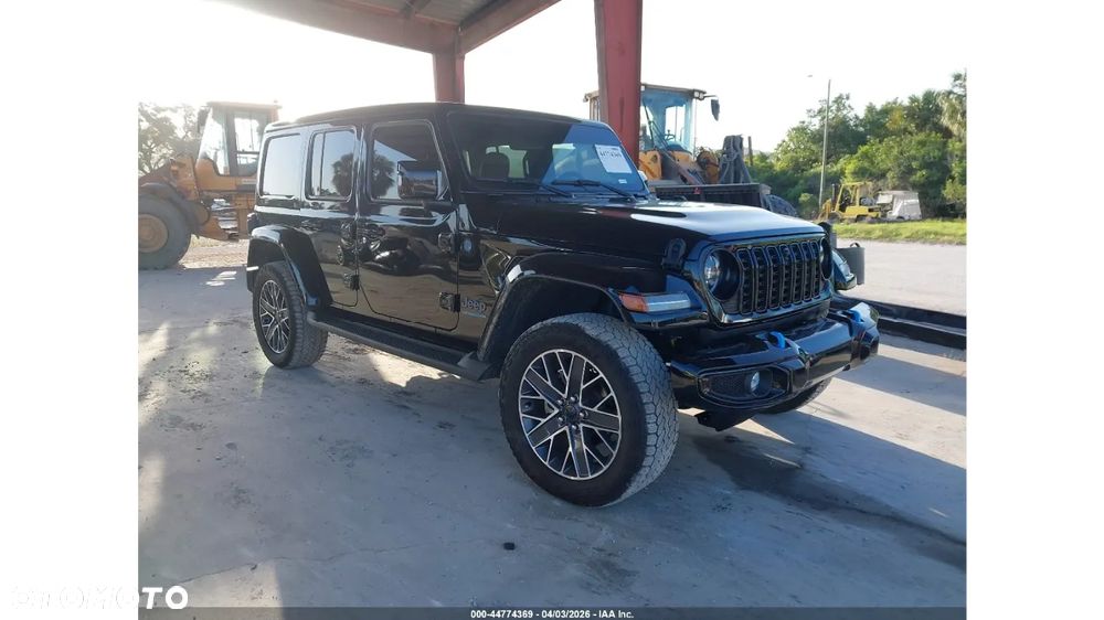Jeep Wrangler - 2