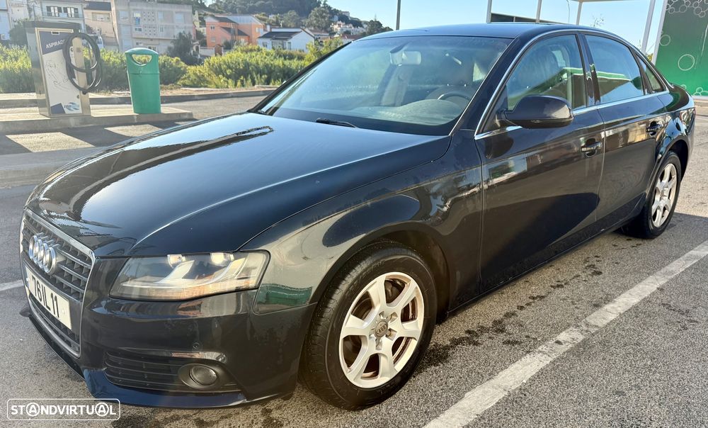 Audi A4 2.0 TDI exclusive - 2