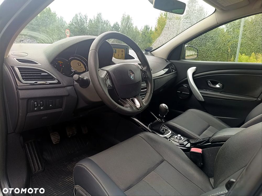 Renault Megane 1.9 dCi Bose Edition - 12