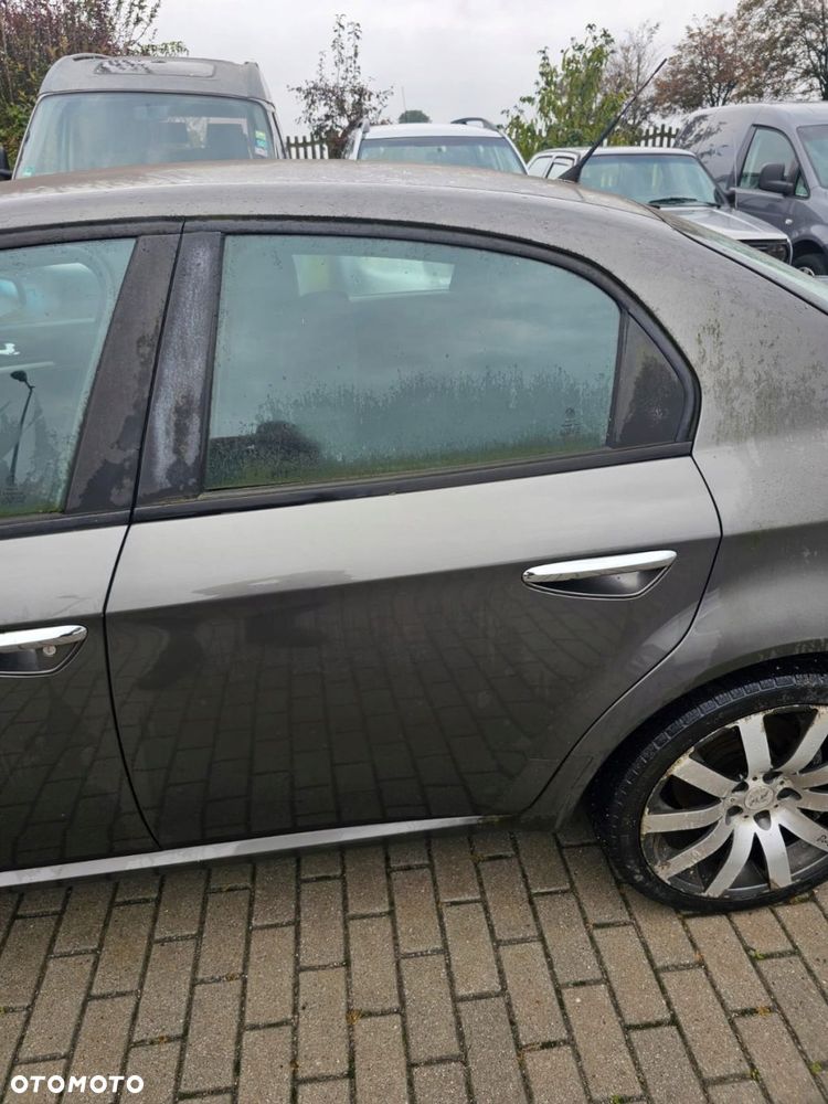 drzwi lewe tylne kompletne alfa romeo 159 568/a grigio titanio - 1