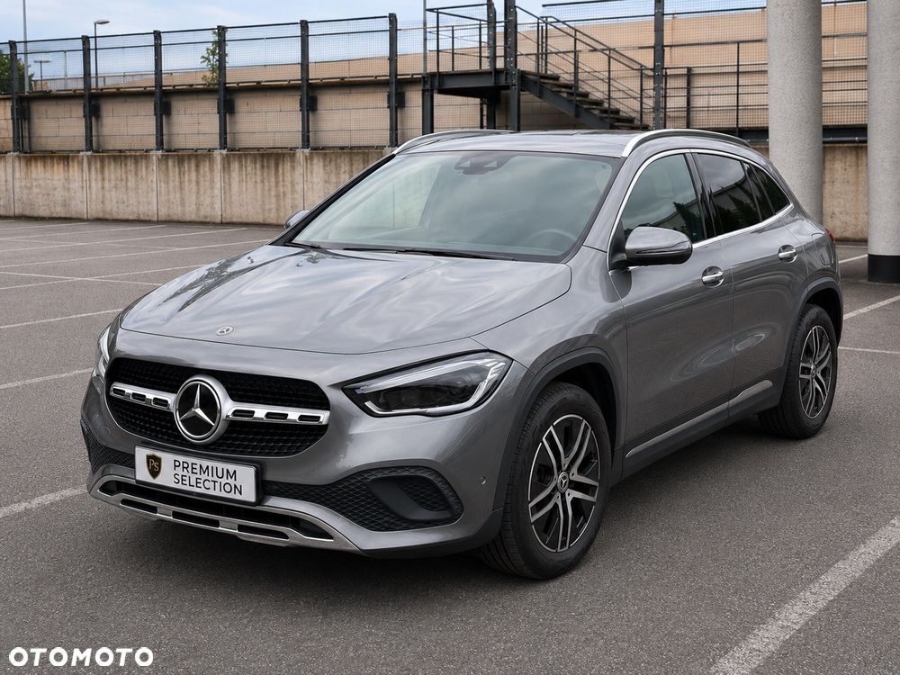 Mercedes-Benz GLA 200 Progressive - 3