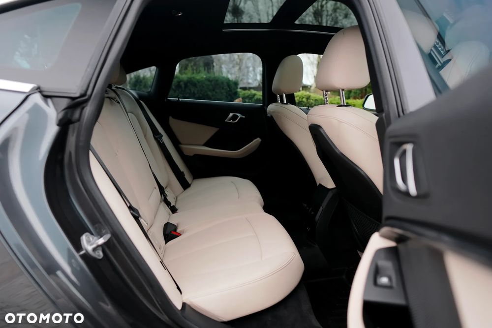 BMW Seria 2 225i xDrive Sport-Aut - 23