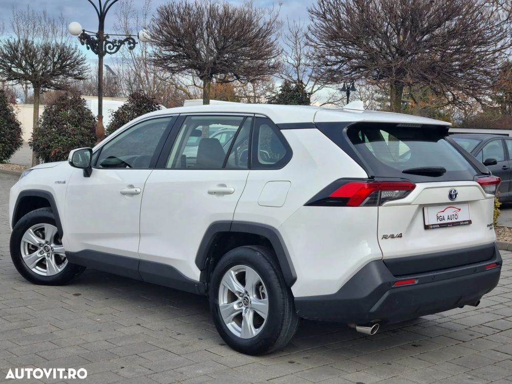 Toyota RAV4 - 5