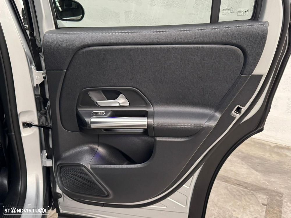 Mercedes-Benz GLA 250 e AMG Line - 54