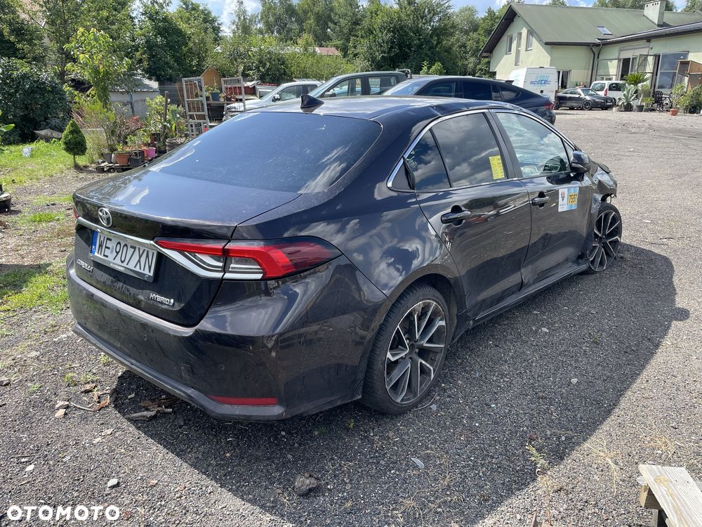Toyota Corolla - 4