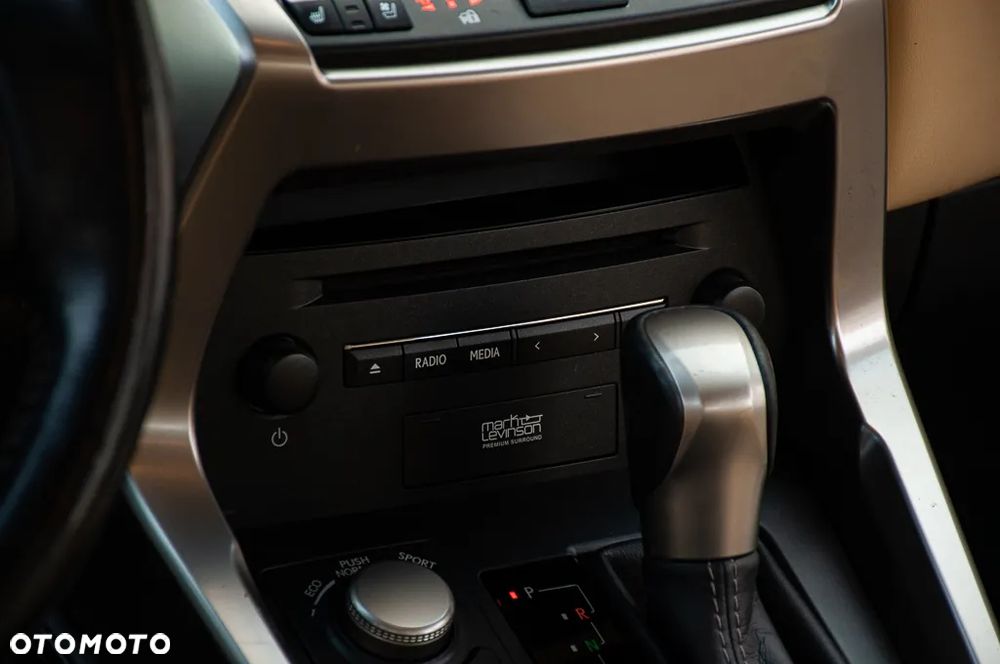 Lexus NX 200t Prestige AWD - 15