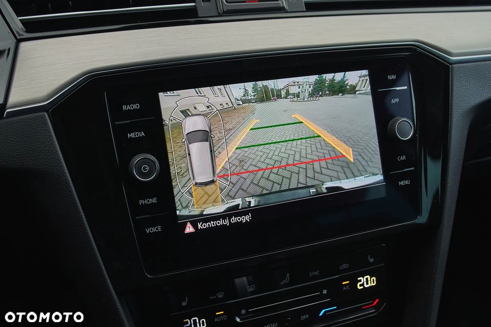 Volkswagen Passat Variant 2.0 TDI EVO Elegance DSG - 29