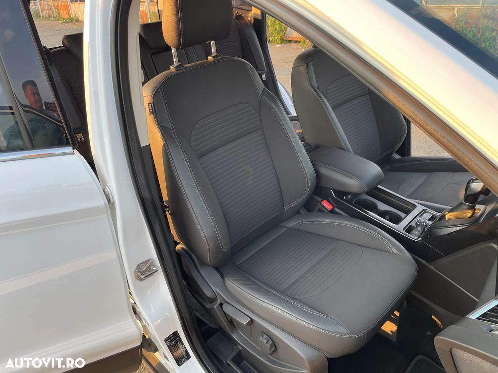Ford Kuga 2.0 TDCi 4x4 Aut. Titanium - 15
