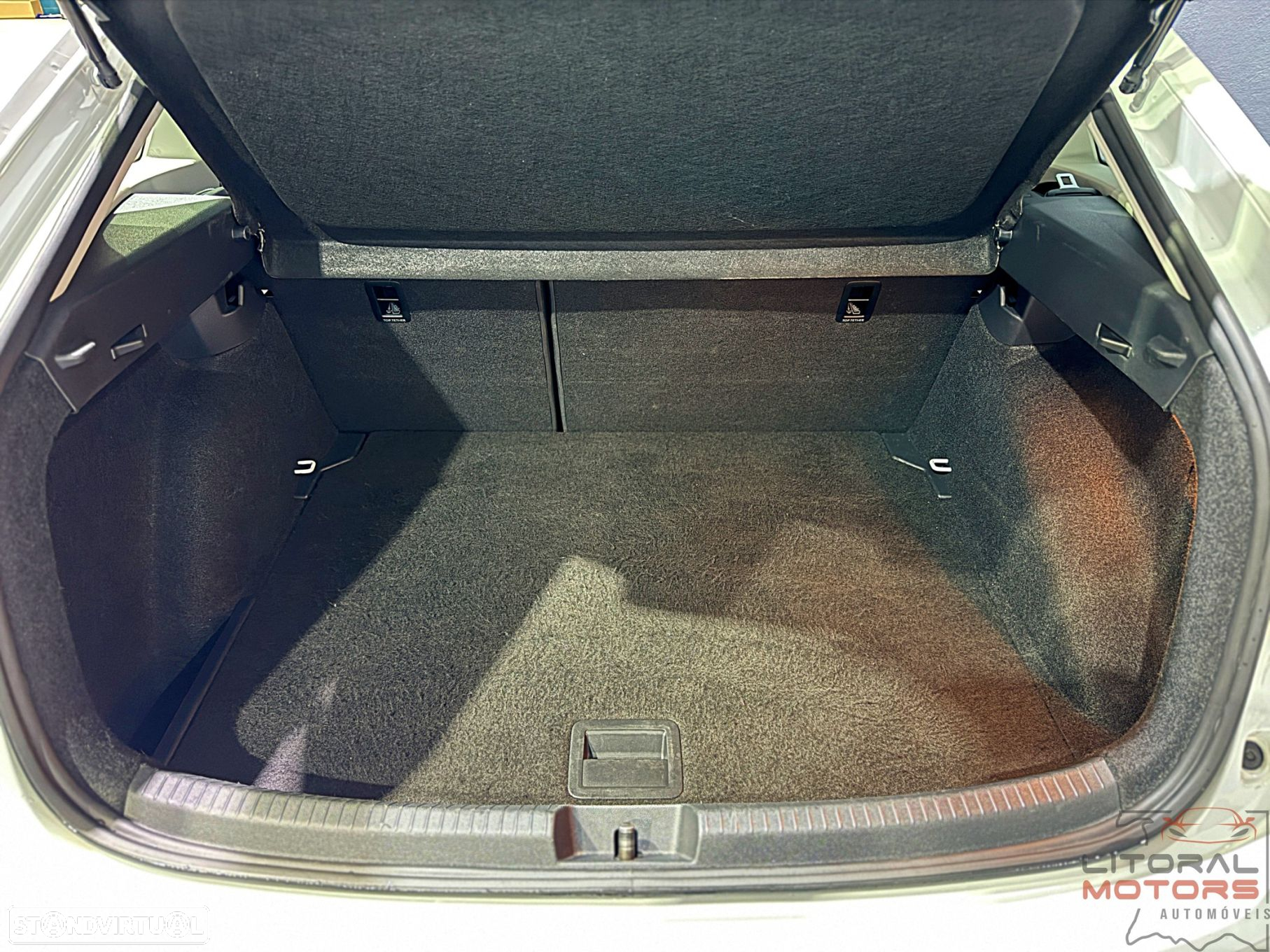 VW Taigo 1.0 TSI Urban Style DSG - 10