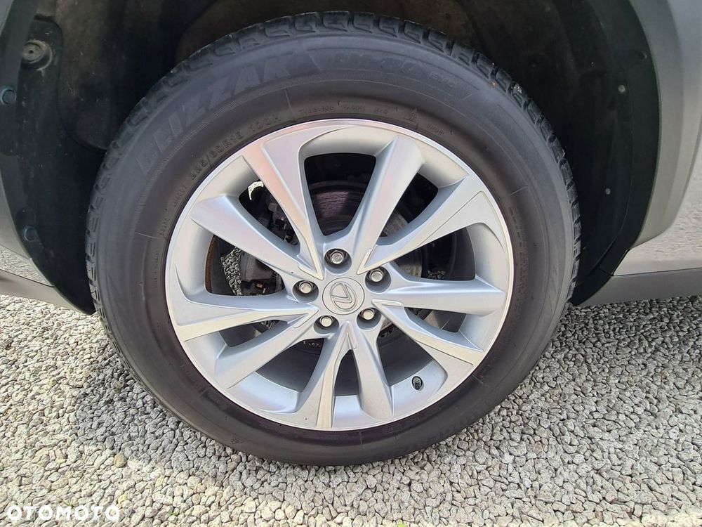 Lexus NX 300h Prestige AWD - 34