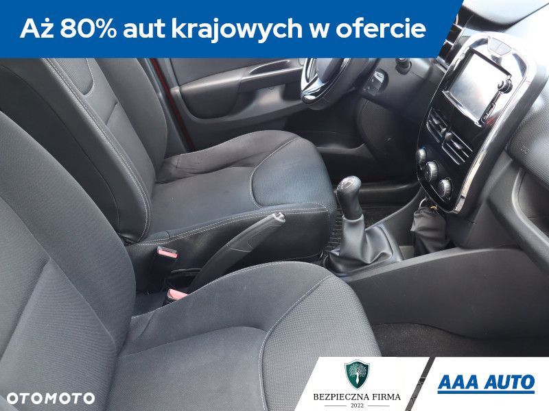 Renault Clio - 10