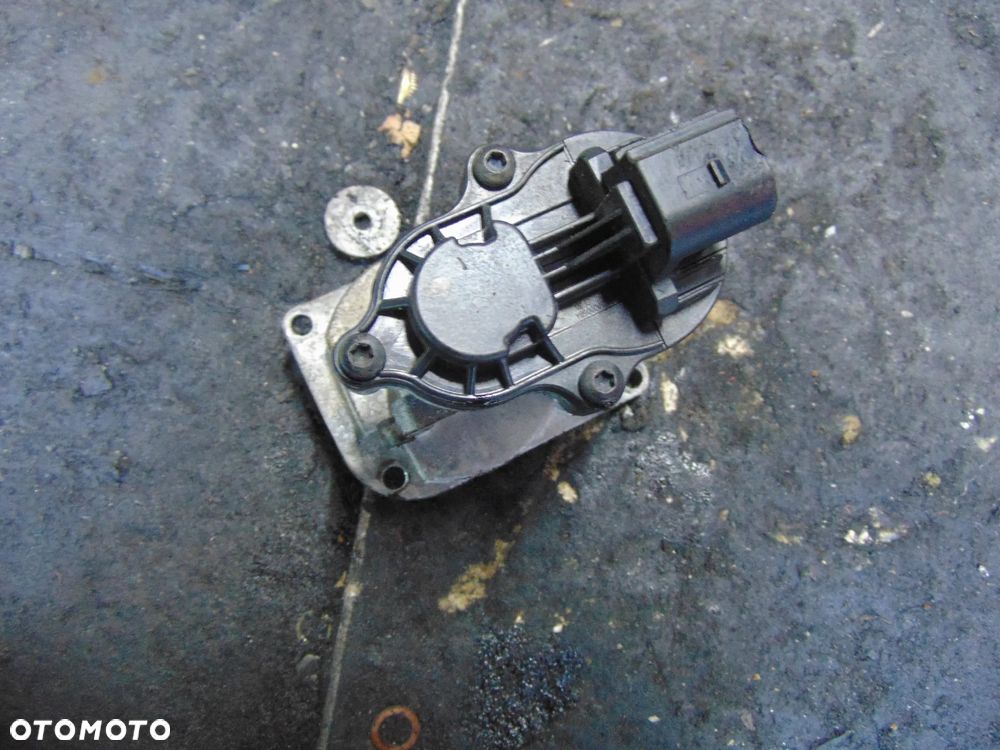 Zawór EGR Ford mondeo mk4 1,8 TDCI - 4