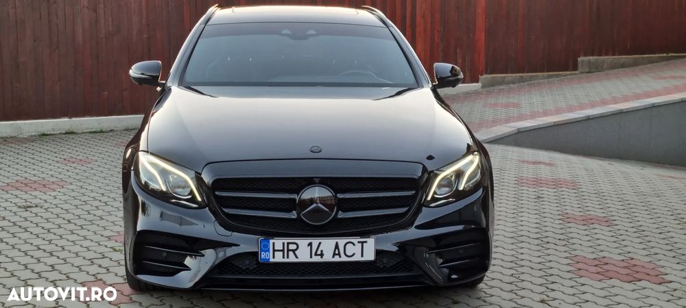 Mercedes-Benz E - 26