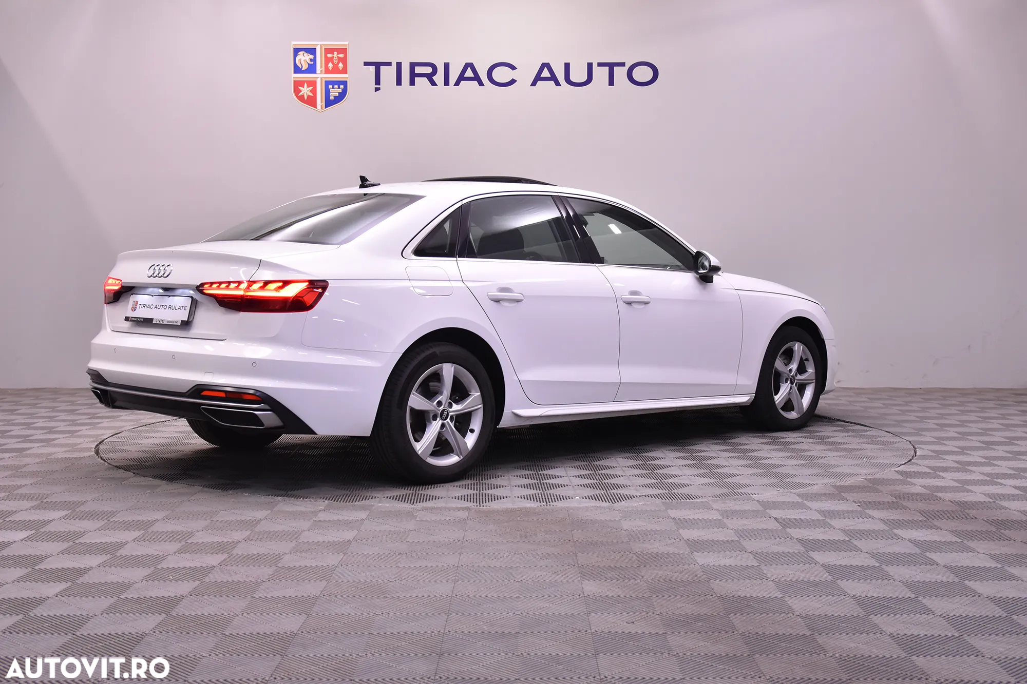 Audi A4 - 5