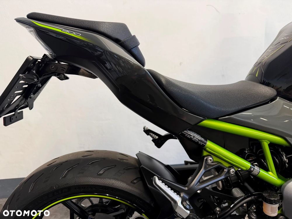Kawasaki Z 900 - 37