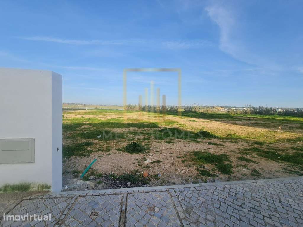 Lote de terreno à venda na Rua Francisco Sá Carneiro, Lagoa - Grande imagem: 2/23