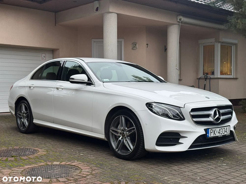 Mercedes-Benz Klasa E 220 d 4-Matic 9G-TRONIC - 3
