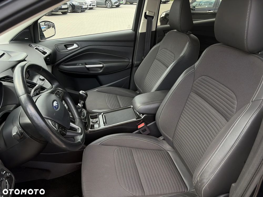 Ford Kuga 1.5 EcoBoost FWD Titanium X - 12