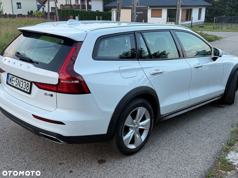 Volvo V60 Cross Country B4 D AWD - 3