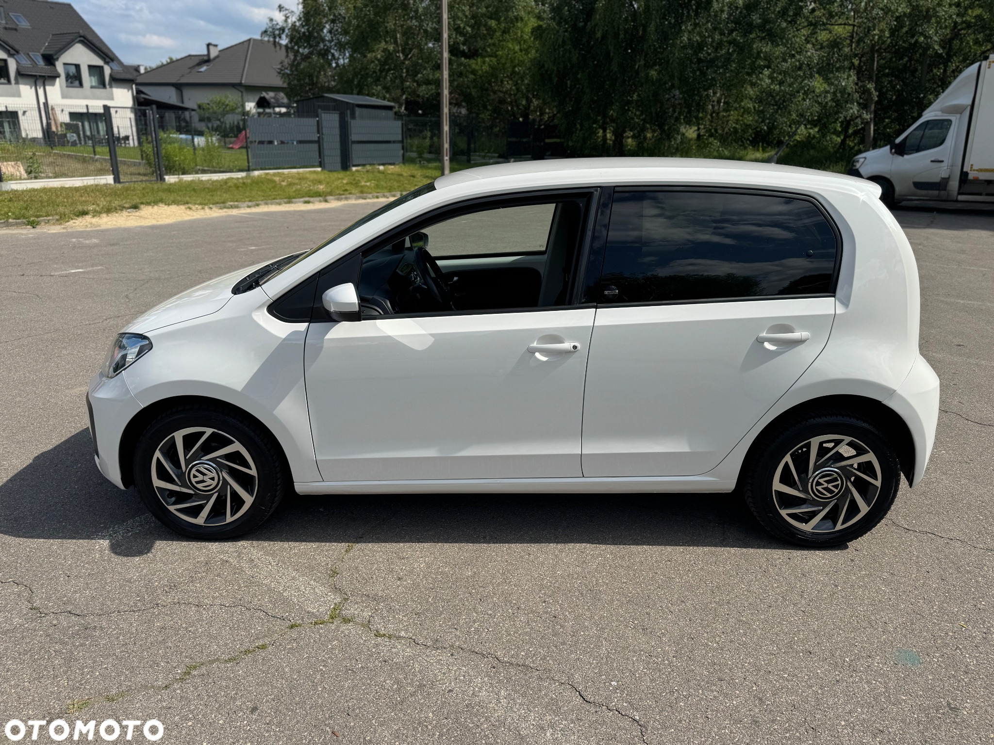 Volkswagen up! sound - 4