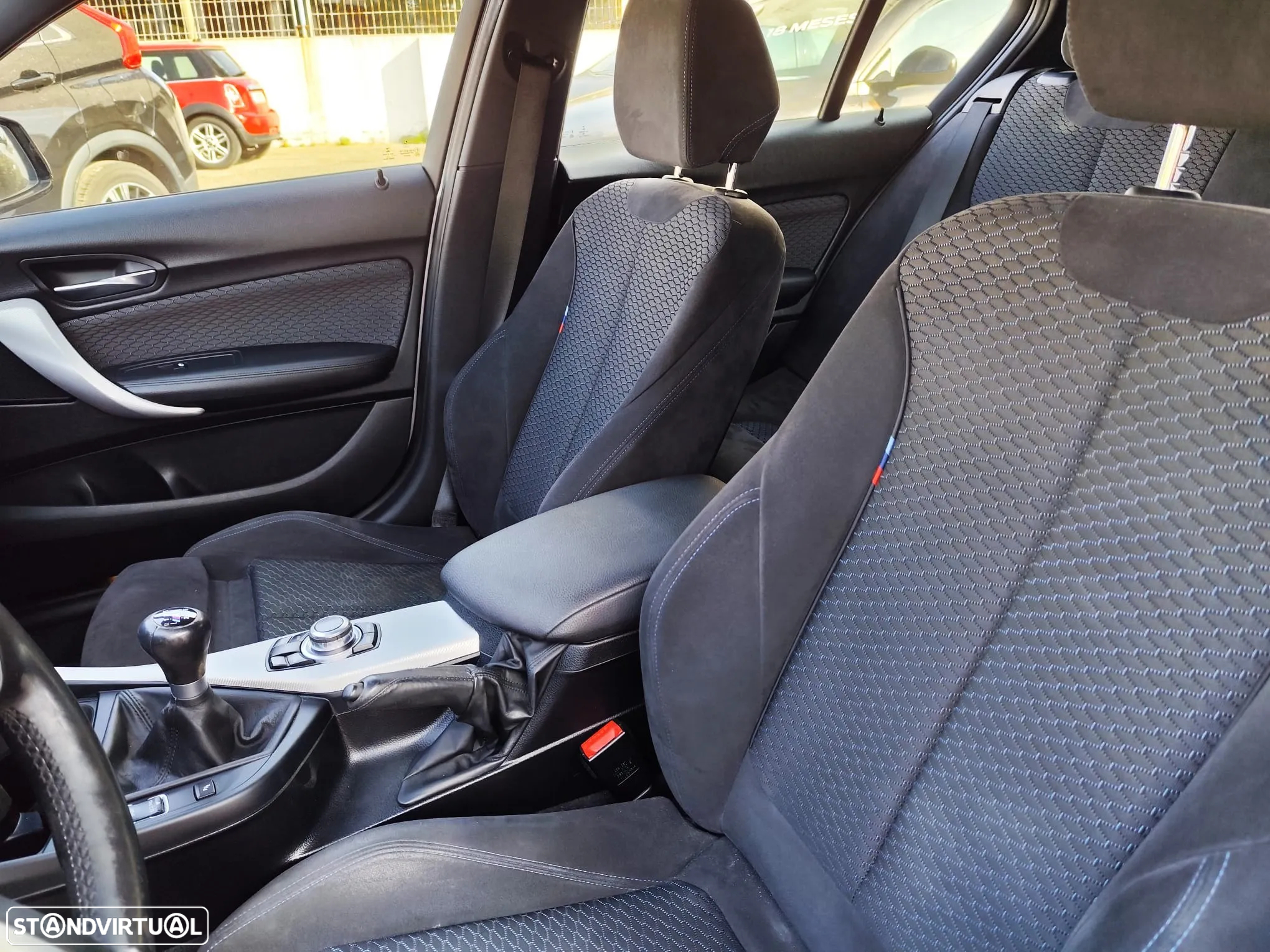 BMW 120 i Pack M - 16