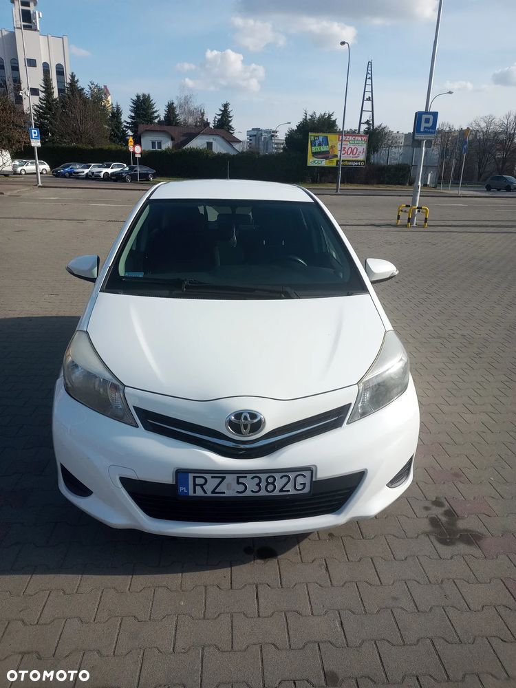 Toyota Yaris 1.4 D-4D Sol - 1