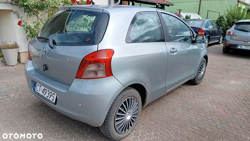 Toyota Yaris 1.3 Luna - 6