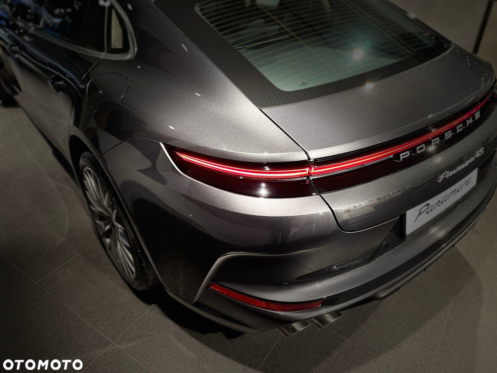 Porsche Panamera - 13