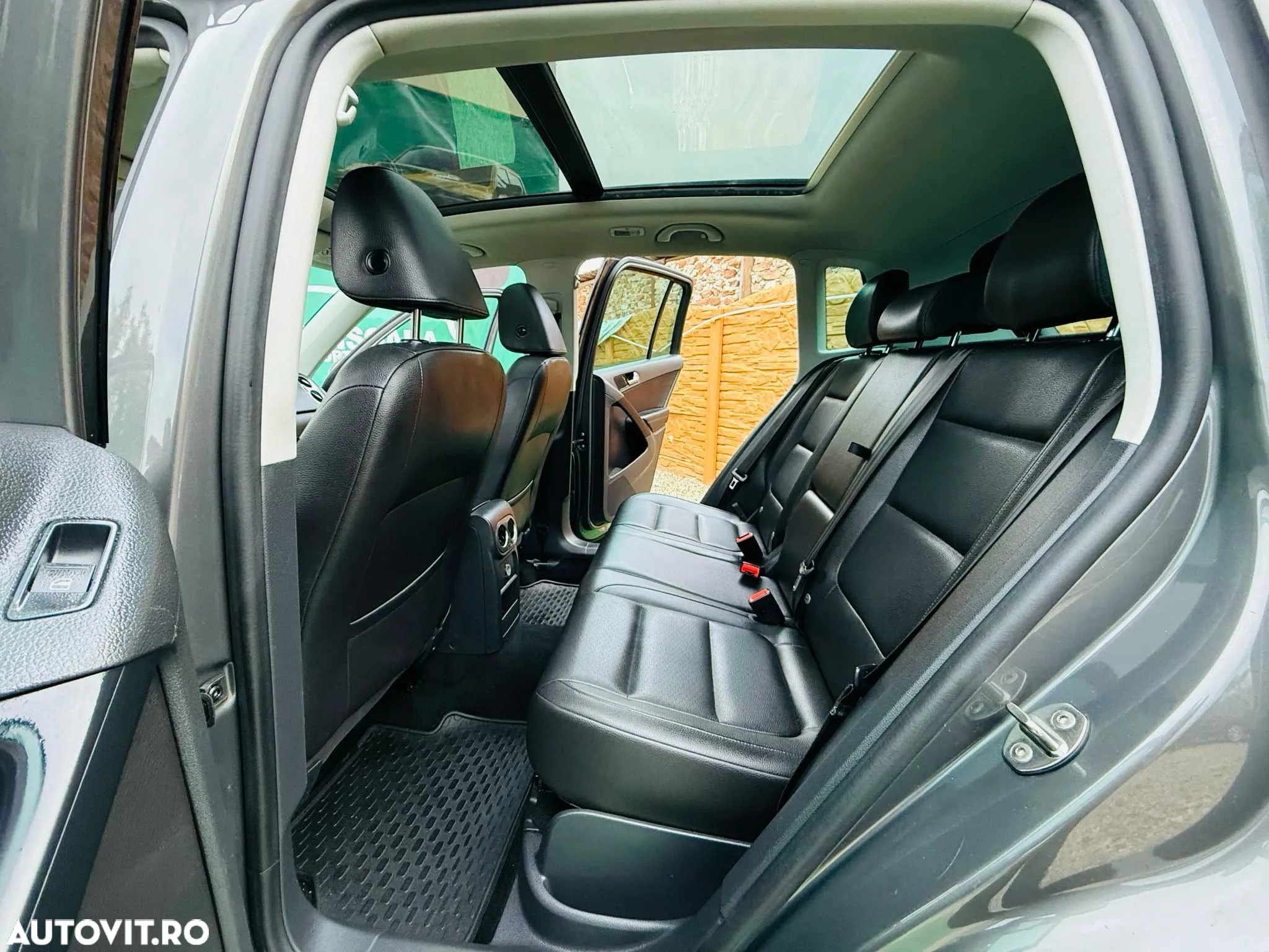 Volkswagen Tiguan - 7