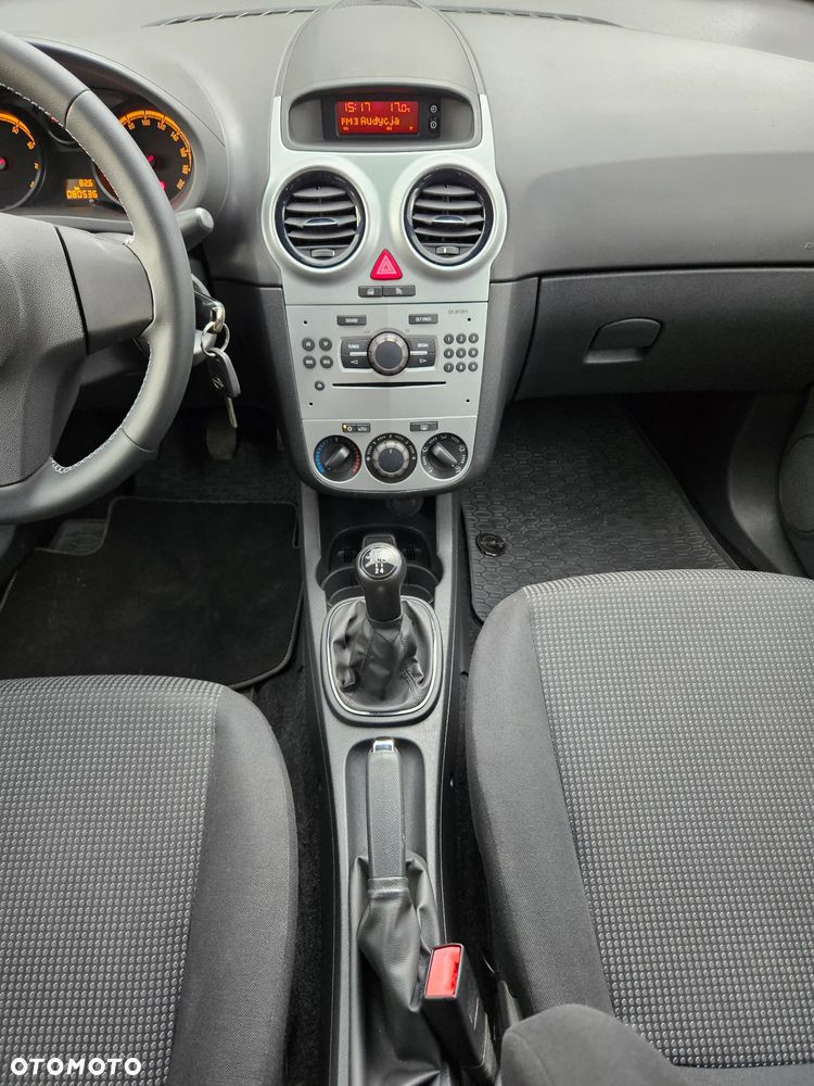 Opel Corsa 1.2 16V Essentia - 19