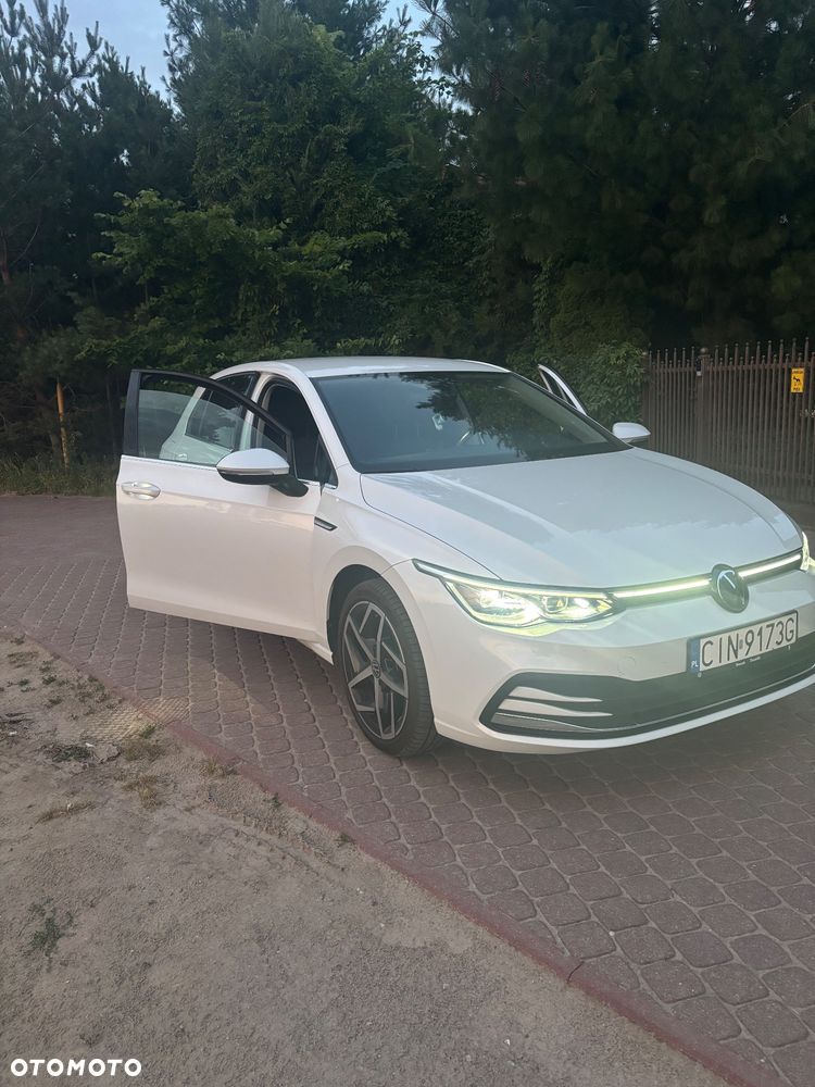 Volkswagen Golf 1.5 TSI EVO Style - 1