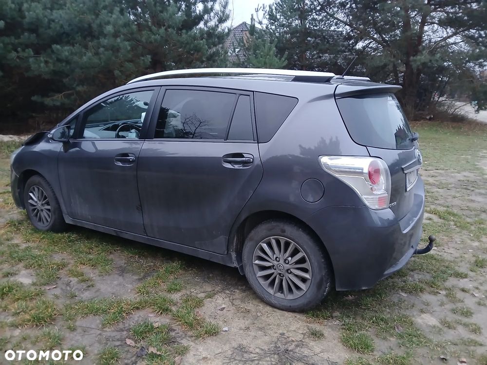 Toyota Verso 1.8 Premium - 2