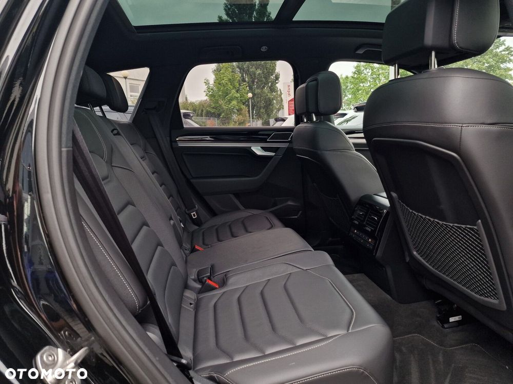 Volkswagen Touareg 3.0 V6 TDI SCR 4Mot R-Line - 18