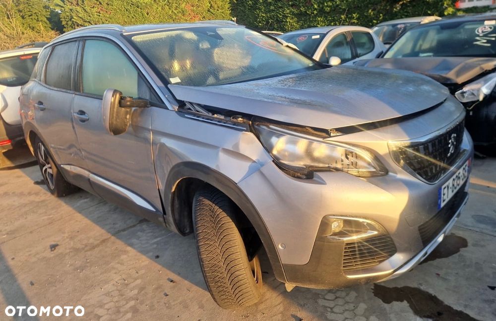 Peugeot 3008 - 8