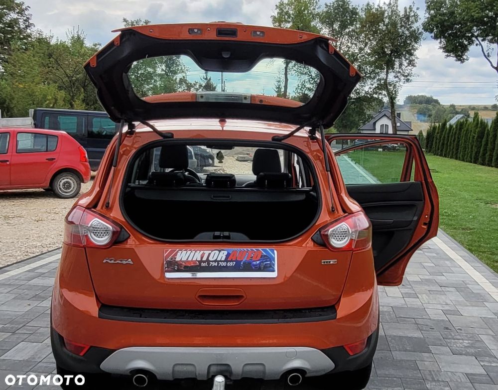 Ford Kuga 2.0 TDCi 4x4 Titanium - 27