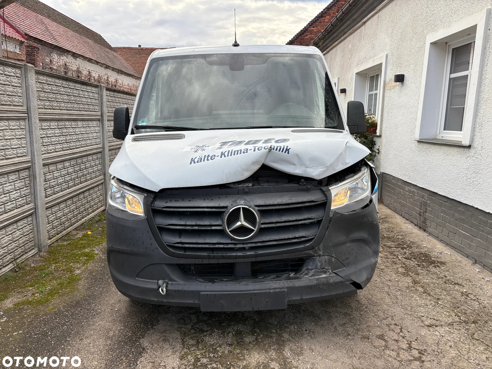 Mercedes-Benz Sprinter - 2