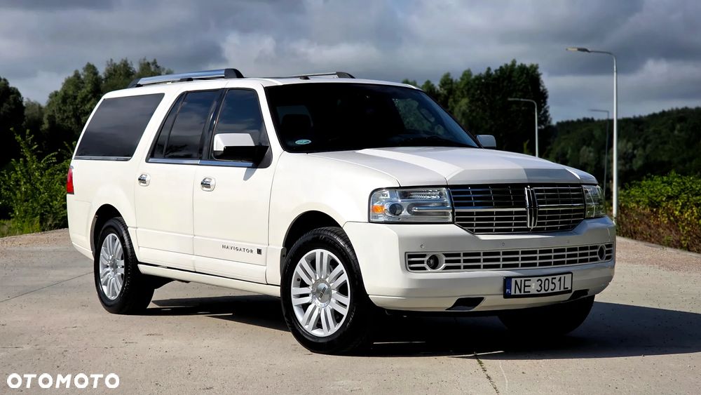 Lincoln Navigator 5.4 4WD Luxury - 2