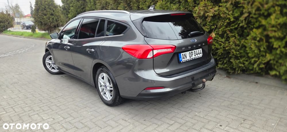 Ford Focus 1.0 EcoBoost STart-Stopp-System TITANIUM - 10