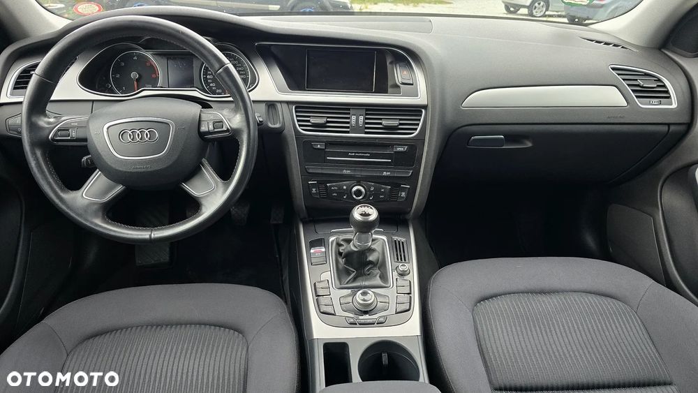 Audi A4 Avant 2.0 TDI - 22