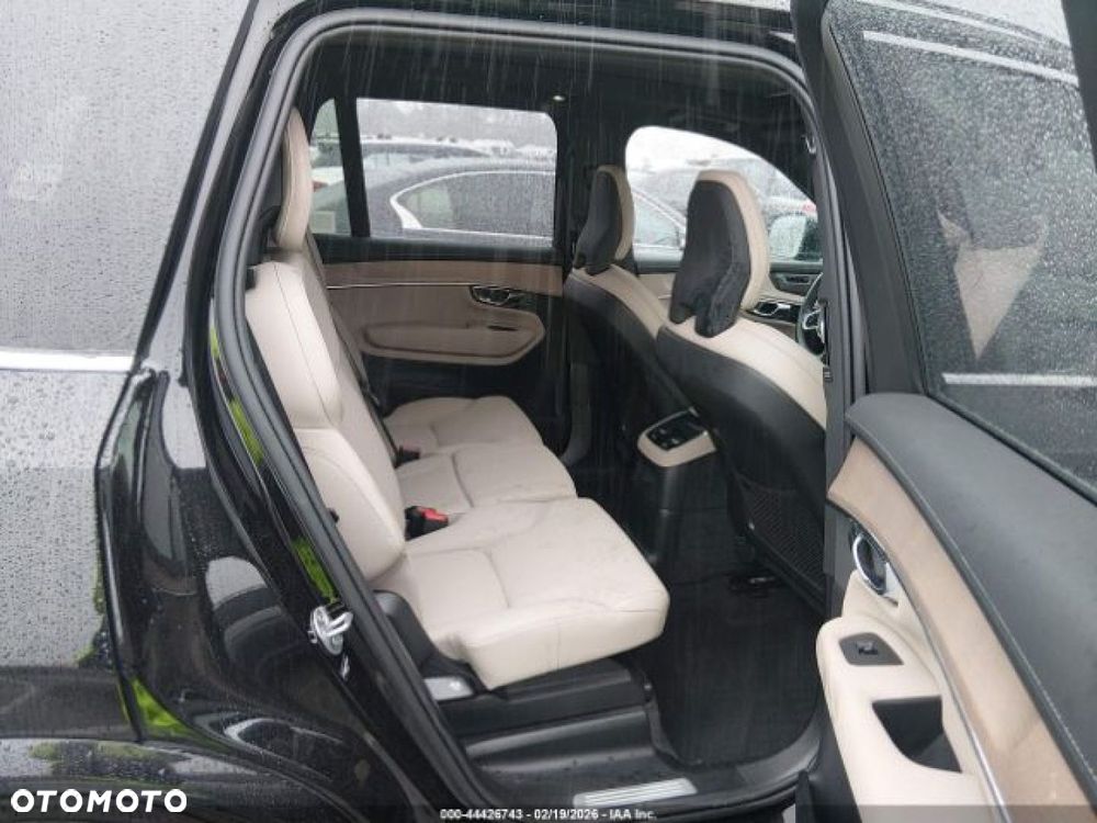 Volvo XC 90 - 14