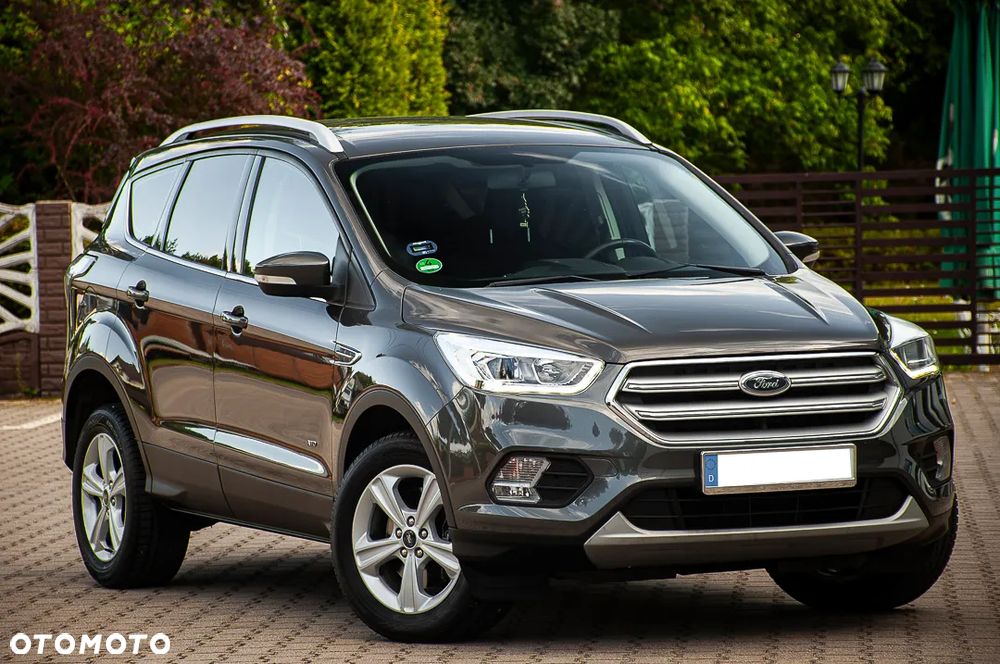 Ford Kuga 1.5 EcoBoost 4WD Titanium - 9