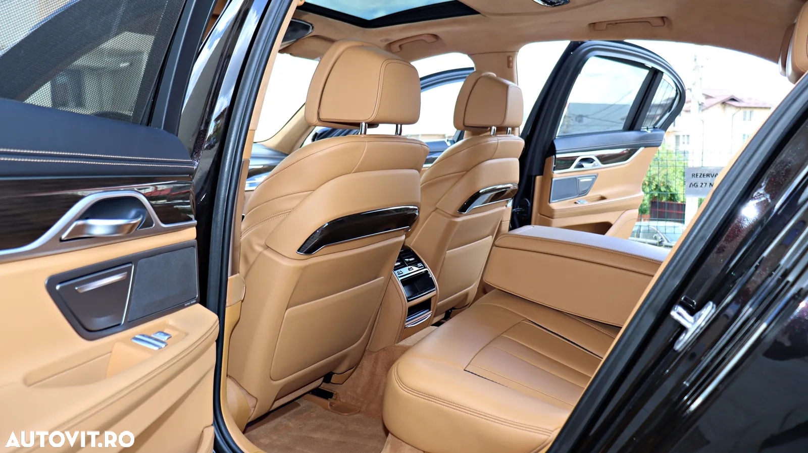 BMW Seria 7 740e iPerformance - 16