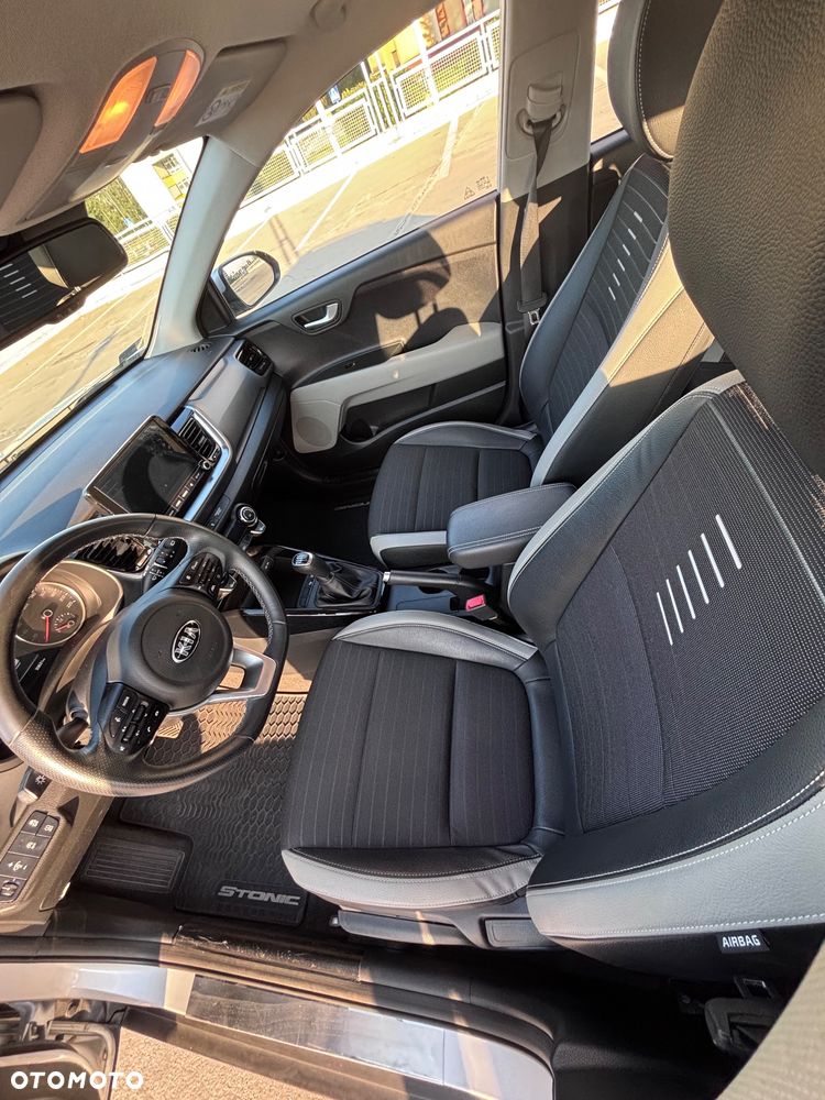 Kia Stonic 1.0 T-GDI MHEV L - 7