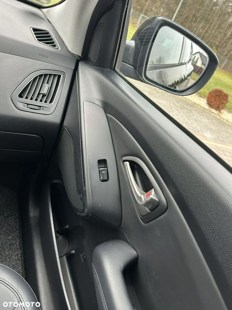 Hyundai ix35 - 29